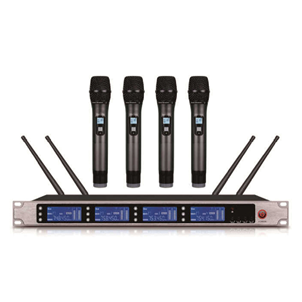 真分集一拖四无线手持话筒